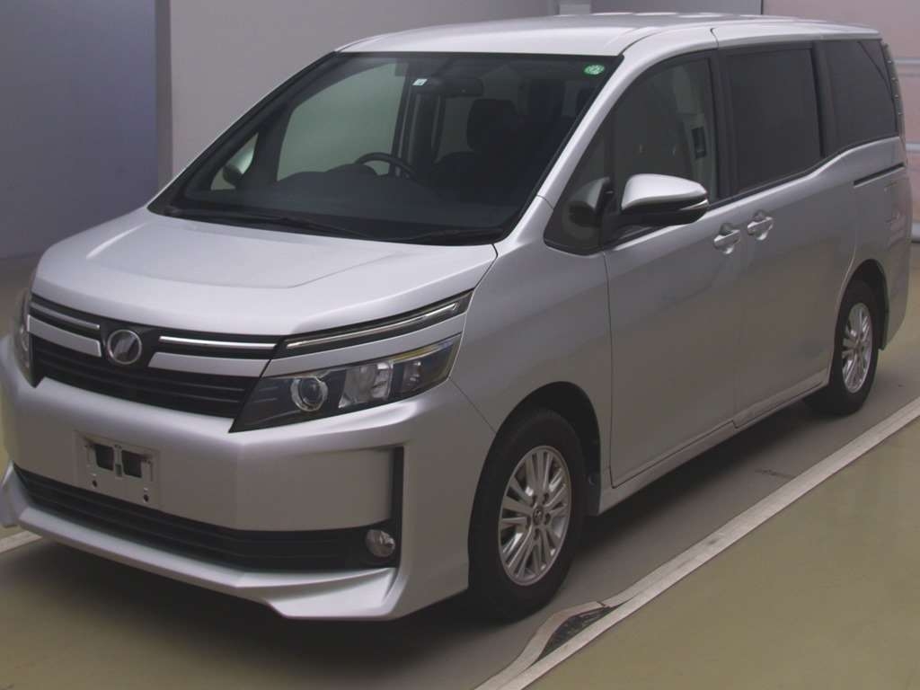 TOYOTA VOXY V 2014 года с аукциона TAA Yokohama - лот №70062 | Токидоки