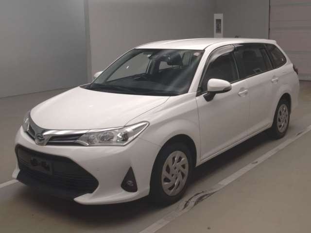 Toyota Corolla Axio 2012