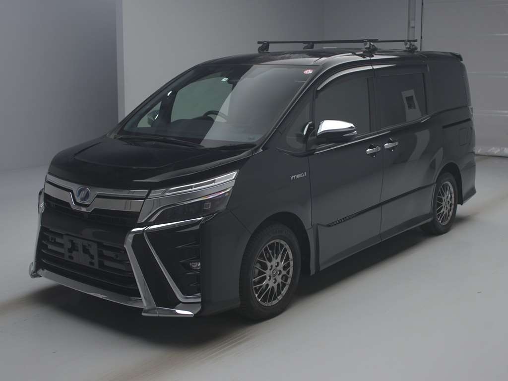 Toyota Esquire Hybrid 2018