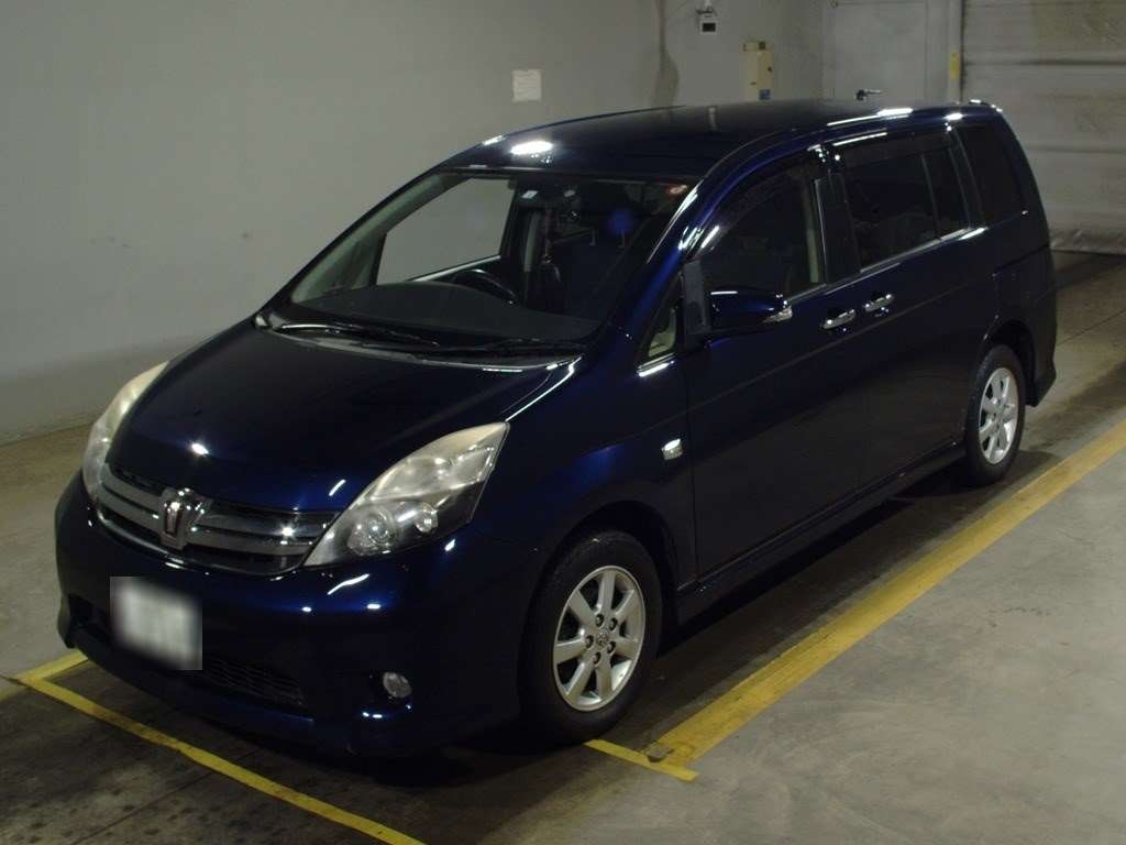 Toyota Isis Platana