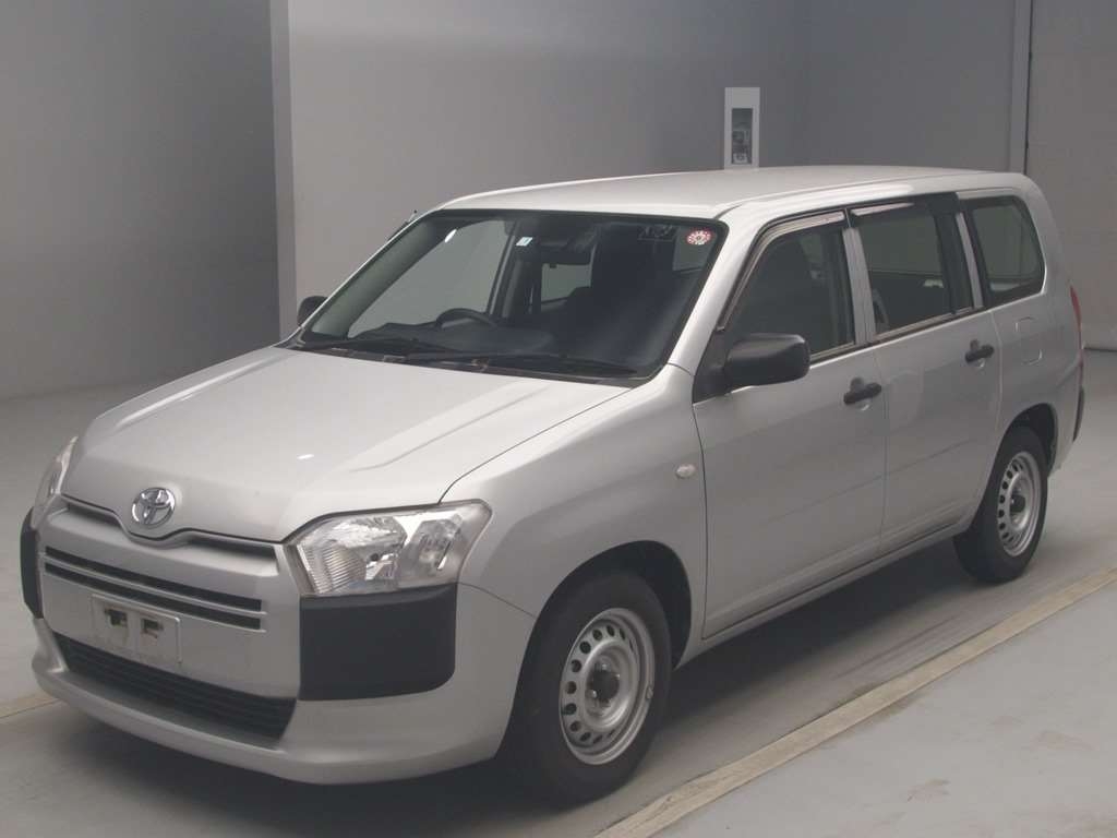 TOYOTA SUCCEED WAGON модель кузова: NHP160V, коробка: IAT, год выпуска:  2019 пробег: 150000км, аукционная оценка: 3.5, объем двигателя: 1500куб.  см., цвет: Серебристый, аукцион: TAA Kantou, номер лота: №56013, Купить  авто с аукциона Японии