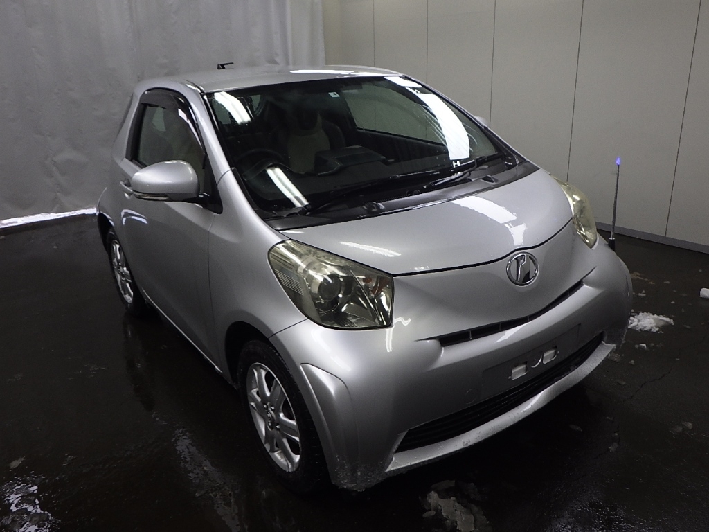 Toyota IQ 2009