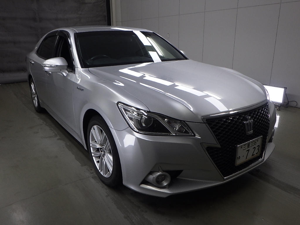 Toyota Crown 2014