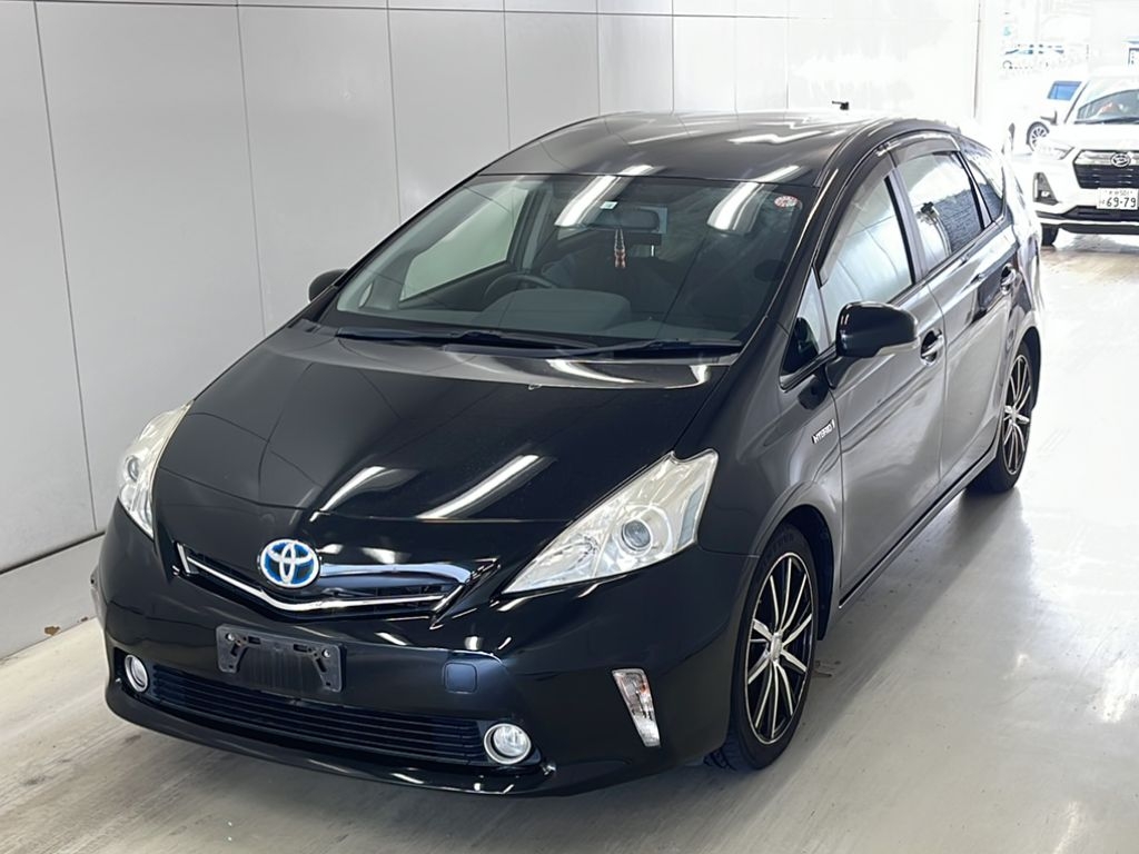 TOYOTA PRIUS ALPHA S TUNE BLACK 2014 года с аукциона KCAA Yamaguchi - лот  №2137 | Токидоки