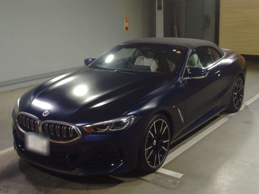 Марка BMW модель 8 SERIES