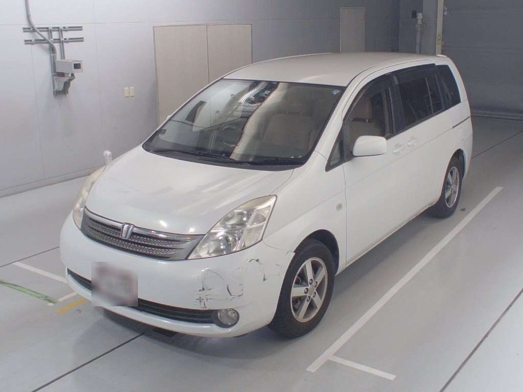 Toyota Isis Platana