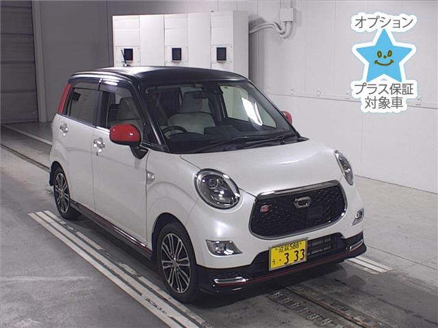 Машина Daihatsu Cast