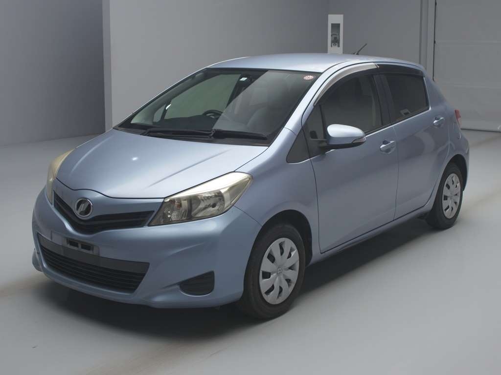 Toyota Vitz 2012