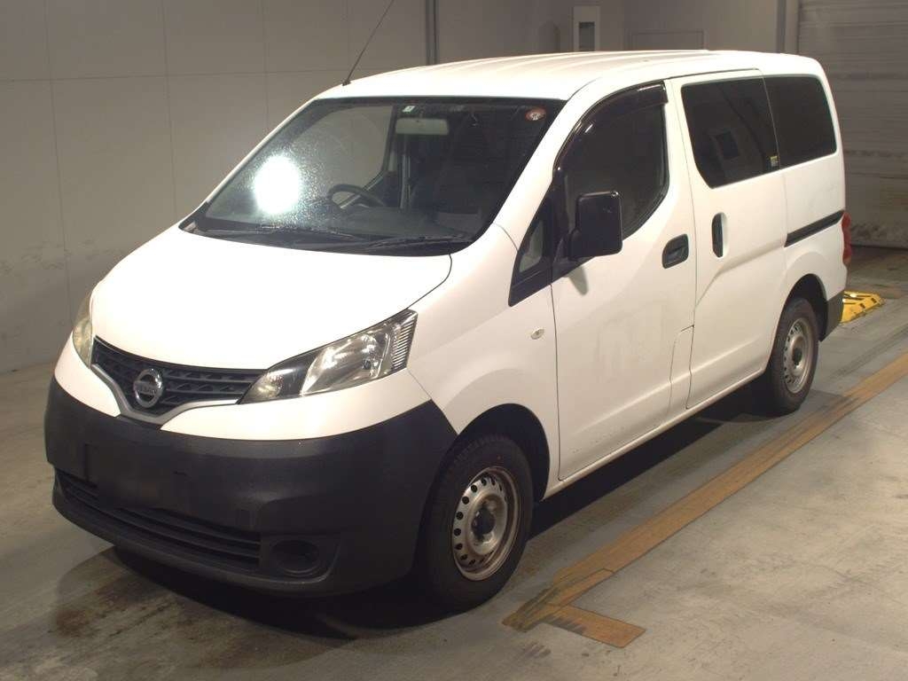 NISSAN NV200 VANETTE VAN модель кузова: VM20, коробка: IAT, год выпуска:  2018 пробег: 123000км, аукционная оценка: 4, объем двигателя: 1600куб. см.,  цвет: Белый, аукцион: Ippatsu Stock, номер лота: №62005, Купить авто с  аукциона Японии