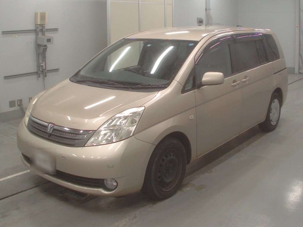 Toyota Isis Platana