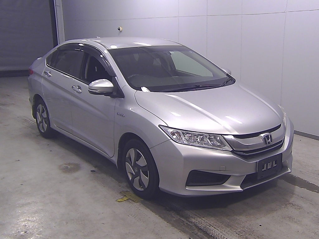 Honda Grace Hybrid 2014