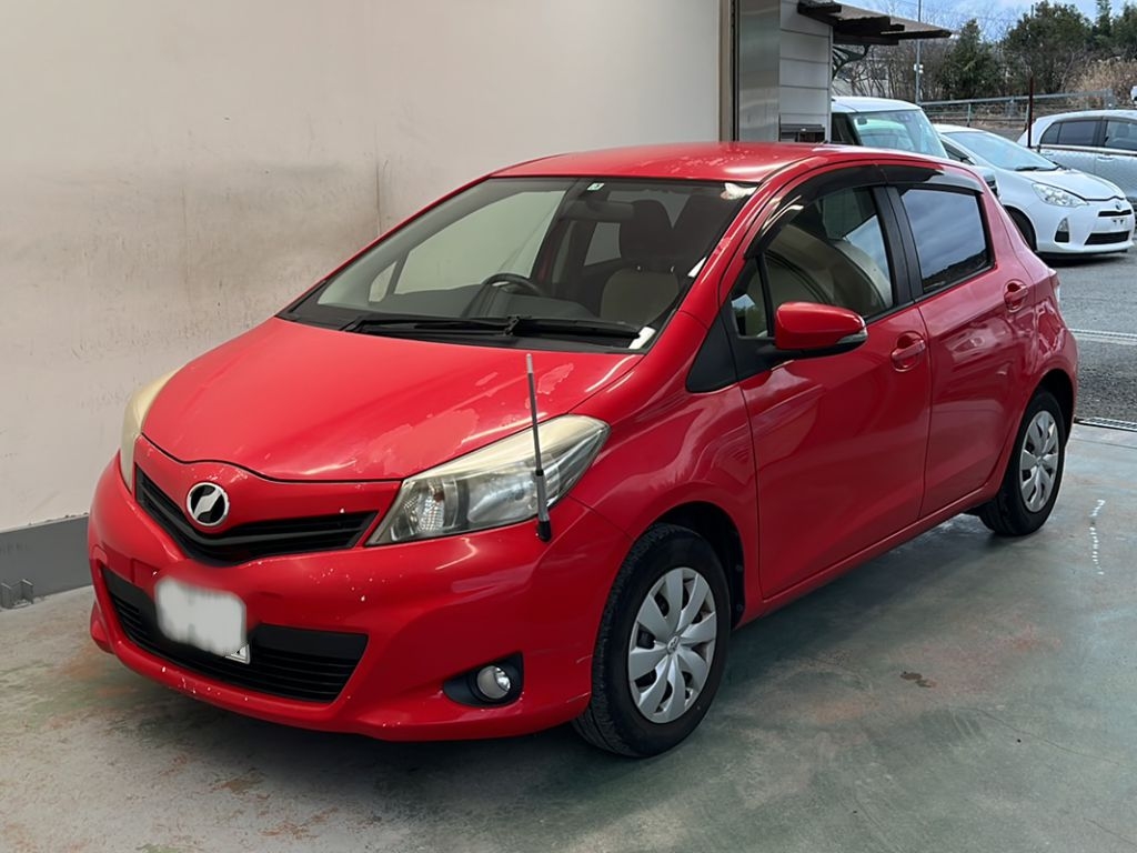 Toyota Vitz 2011