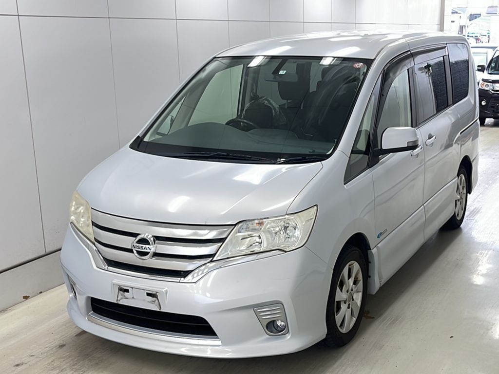 Nissan Serena s Hybrid