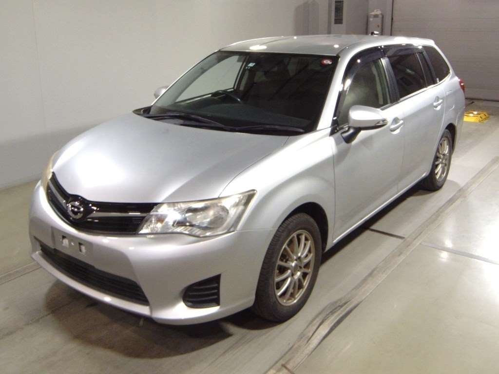 Toyota Corolla Axio 2013