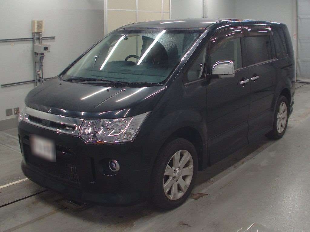 MITSUBISHI DELICA D:5 ROADEST G PREMIUM 4WD 2010 года с аукциона CAA Tokyo  - лот №36093 | Токидоки