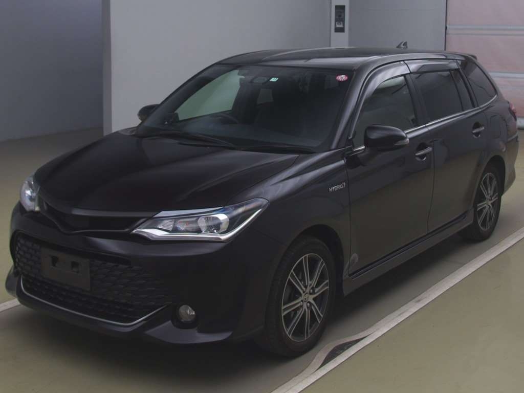 Toyota Corolla Fielder 2015