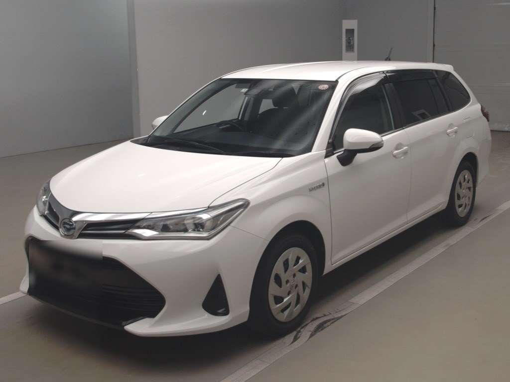 Toyota Axio 2016