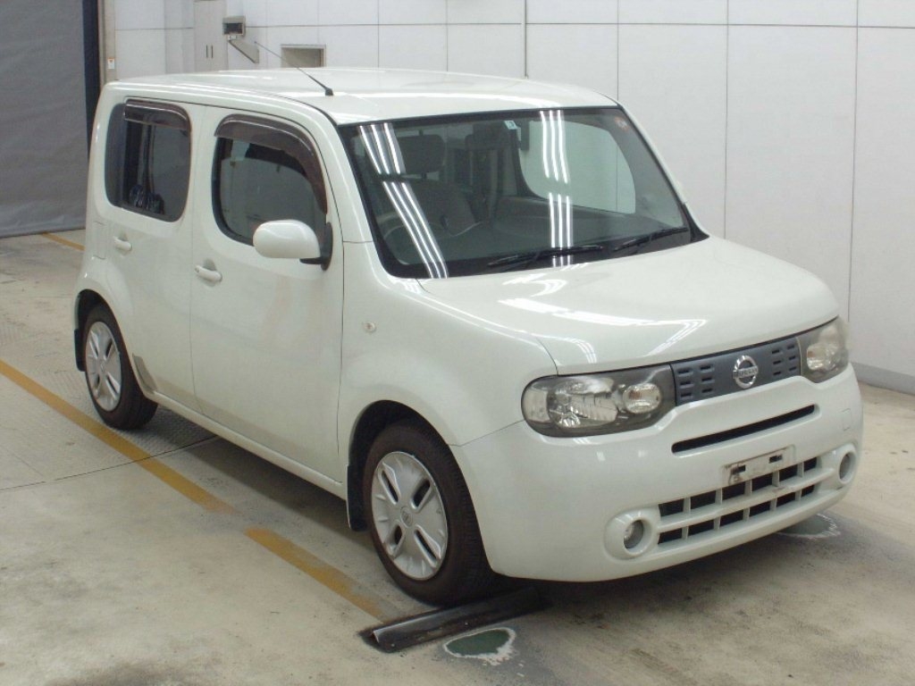 Nissan Cube z12 Japan